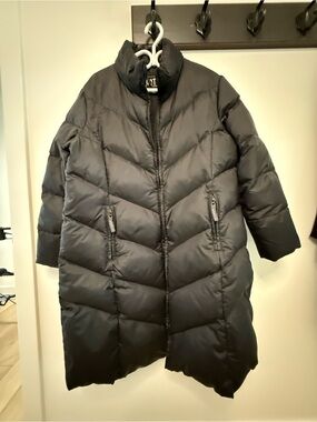 Roots Black Long Quilted Puffer Coat